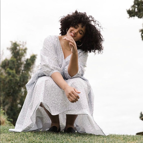 Tradlands Augusta Floral Dress | L - Picture 3 of 10